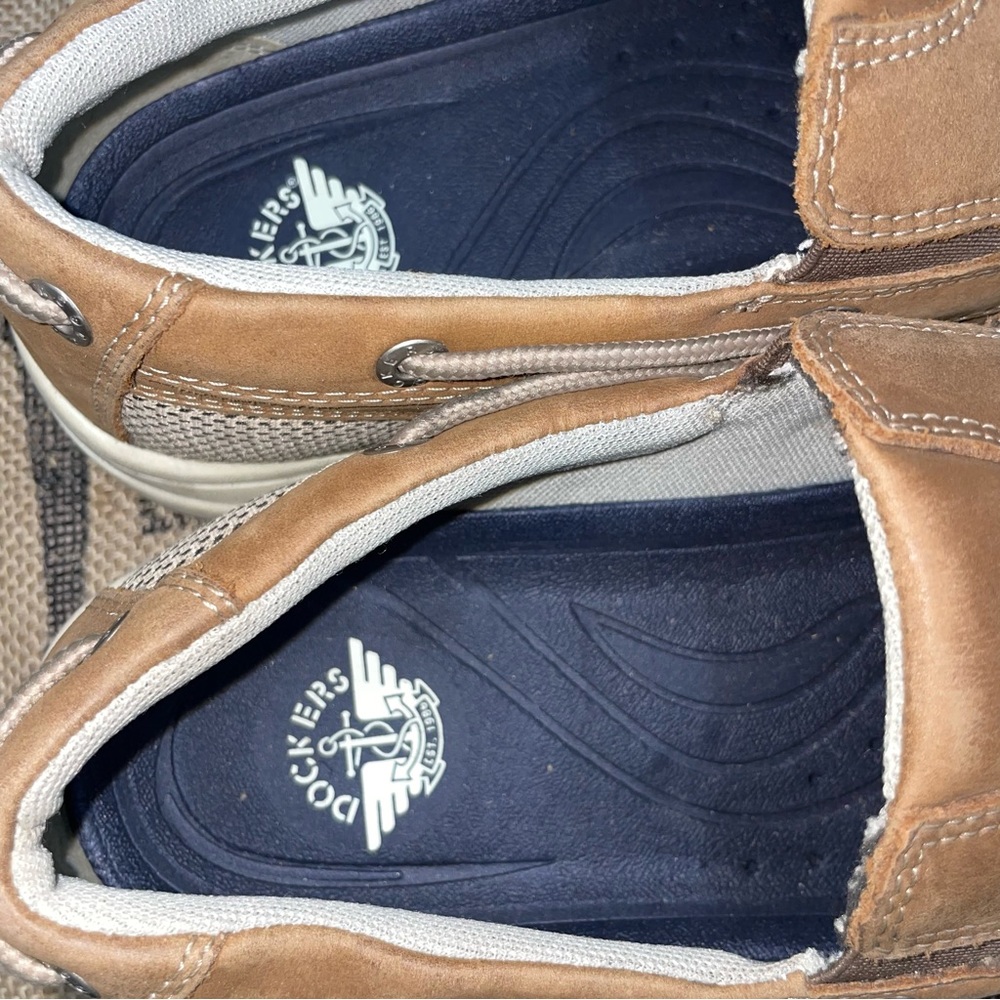 Dockers Tiller Dark Tan Boat Shoes Size 8.5

Excellent Condition - Picture 6 of 11